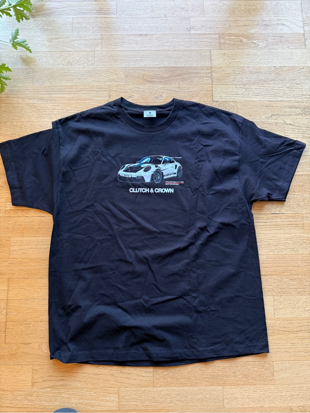 🏁 Clutch & Crown Porsche Motorsport T-Shirt – Size XXL 🏁